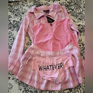 Dolls Kill 4 Piece Mean Girl Costume Set Trickz N' Treatz